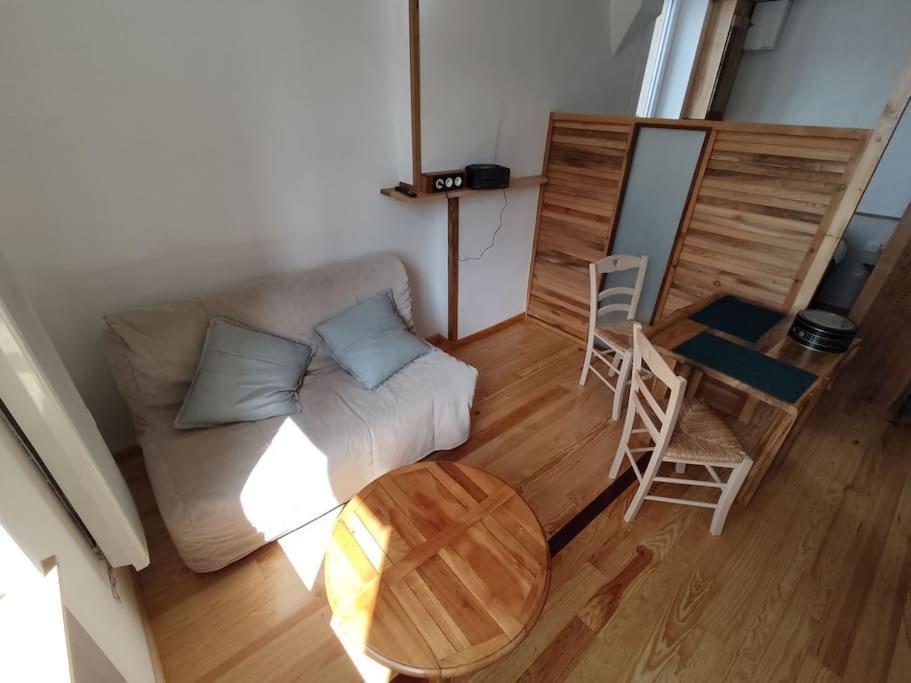 Studio Sympa Avec Petit Dejeuner Entre Canal Et Loire 로안 외부 사진